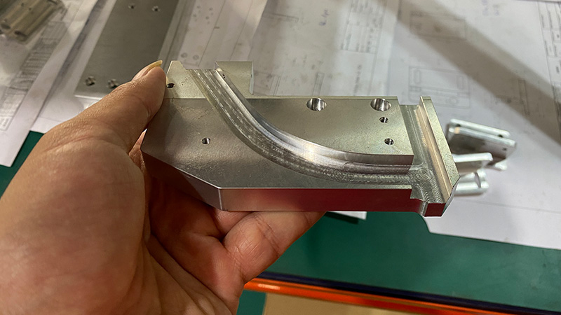 gia cong chi tiet may