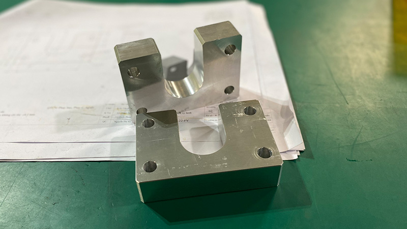 Chi tiet gia cong phay CNC